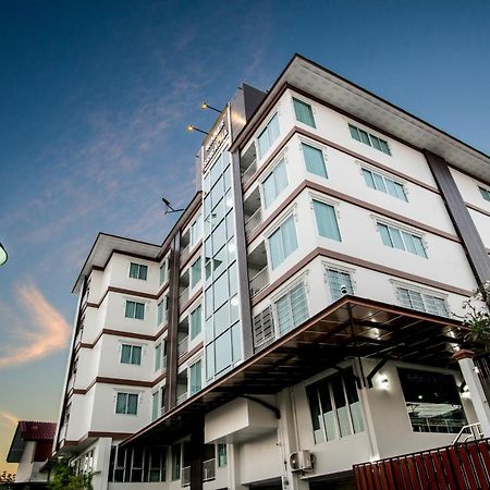 Winner Sriracha Serviced Apartment Si Racha Dış mekan fotoğraf