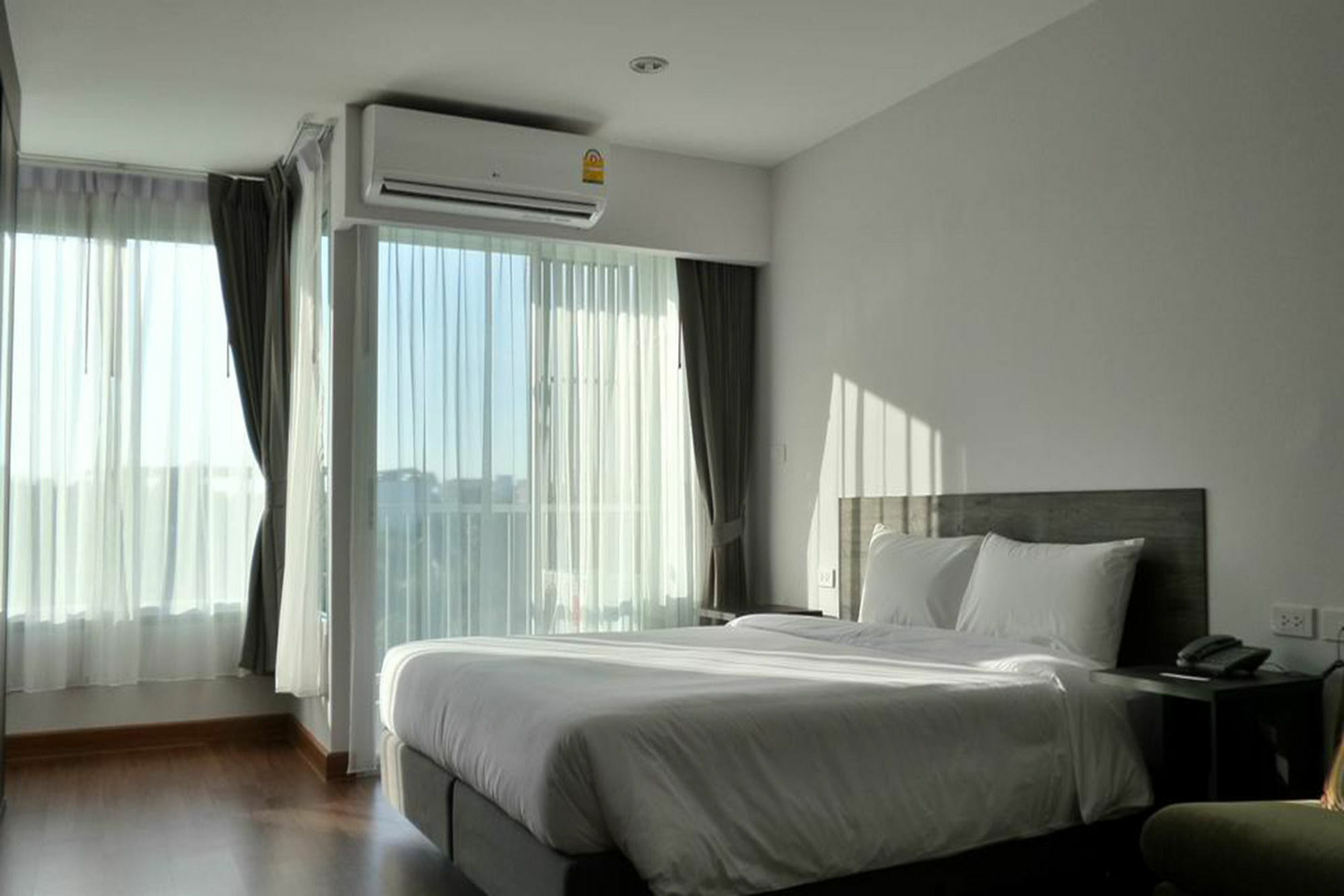Winner Sriracha Serviced Apartment Si Racha Dış mekan fotoğraf